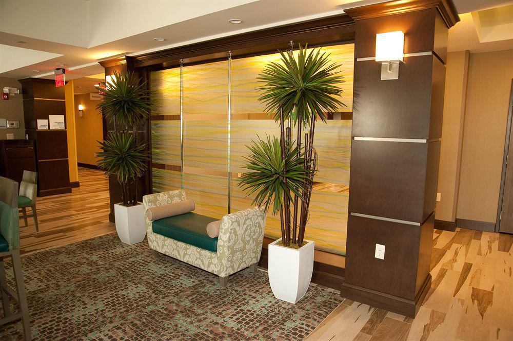 Holiday Inn Express And Suites Schulenburg By Ihg Exterior photo